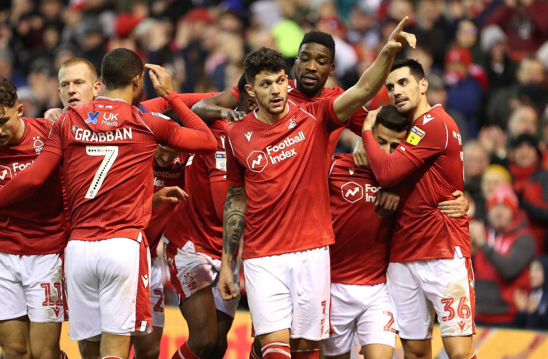 半岛体育官网 -巴特勒迎来七赛季高光表现，曼联球迷沸腾！(巴特勒向热火提出交易申请)